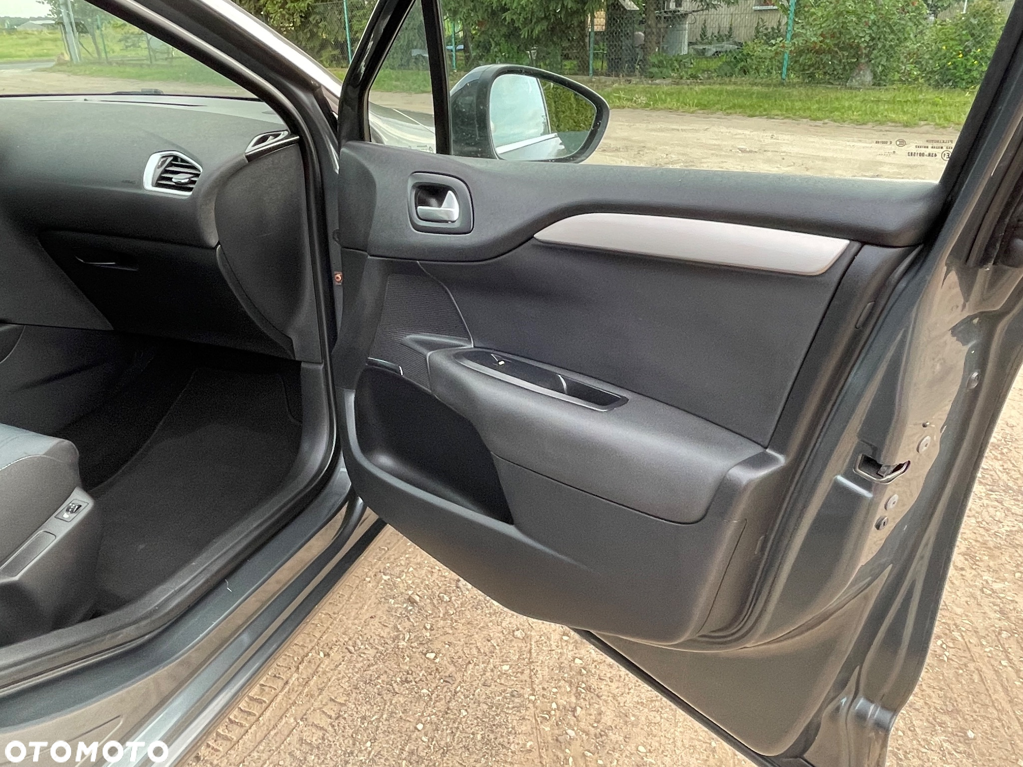 Citroën C4 1.6 VTi Equilibre Pack - 12