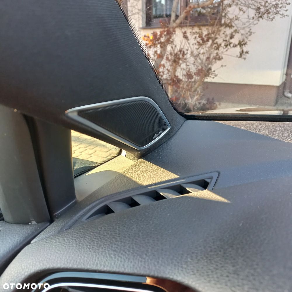 Volkswagen Golf GTI TCR 2.0 TSI OPF DSG - 14