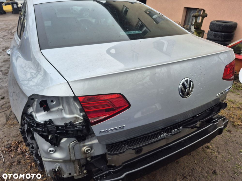 Klapa bagażnika passat b8 sedan kolor la7w - 2