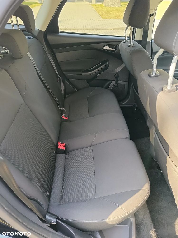 Ford Focus - 14