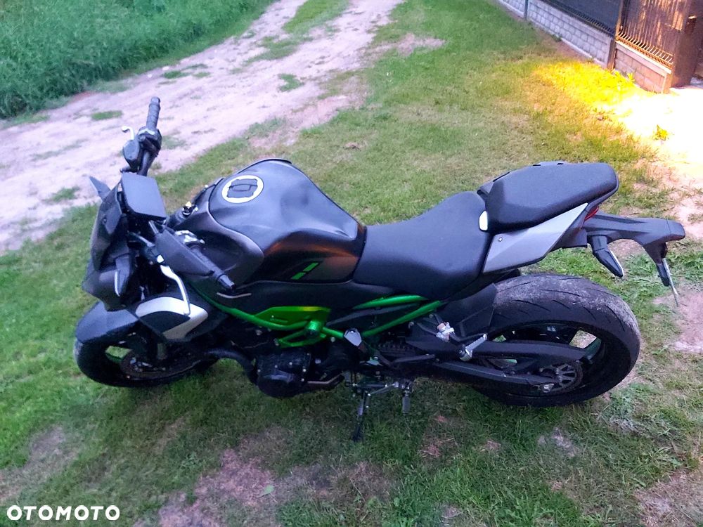 Kawasaki Z - 8