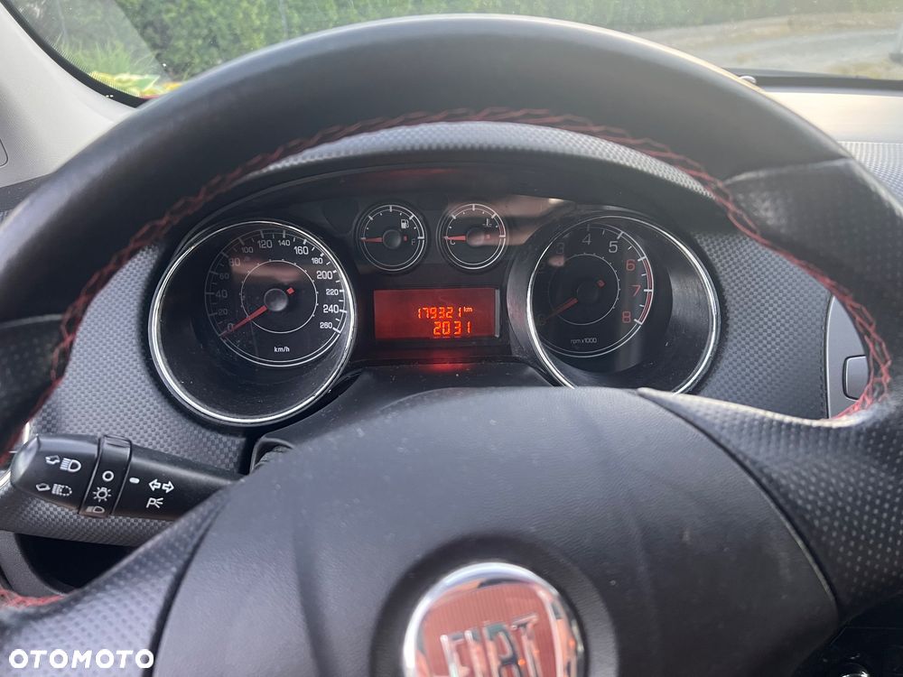 Fiat Bravo 1.4 T-JET 16V Dynamic NAV - 12