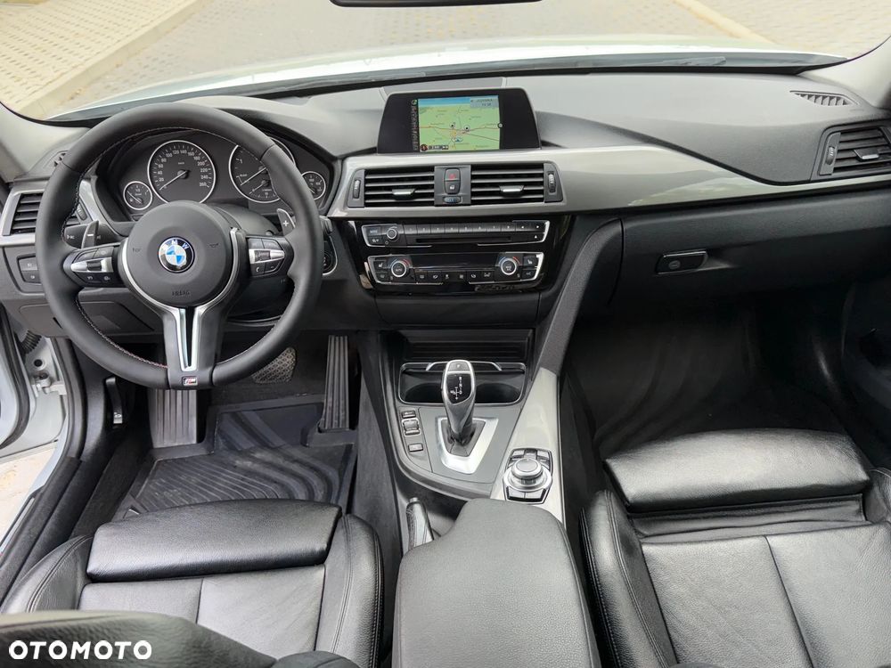 BMW Seria 3 318d M Sport - 6