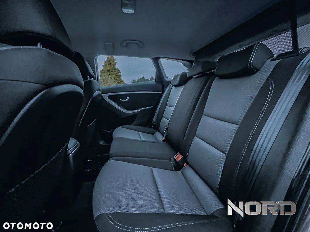 Hyundai i30 1.6 CRDi BlueDrive Comfort - 21