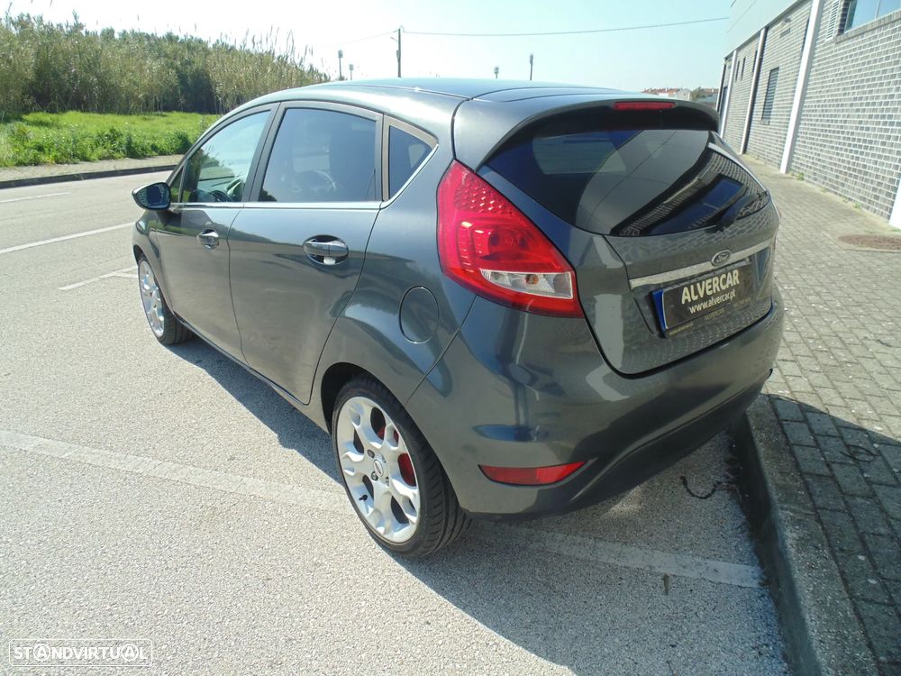 Ford Fiesta 1.25 Titanium - 11