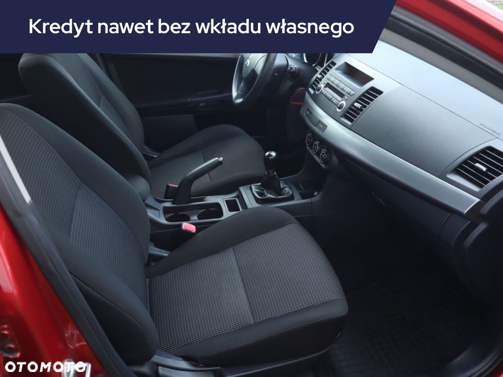 Mitsubishi Lancer - 11
