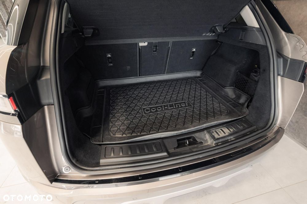 Land Rover Range Rover Evoque - 34