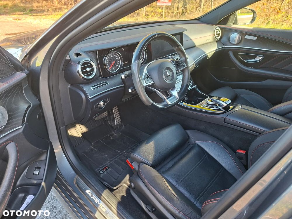 Mercedes-Benz Klasa E 43 AMG 4-Matic - 9