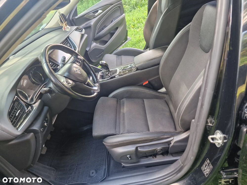 Opel Insignia 2.0 Exclusive - 21