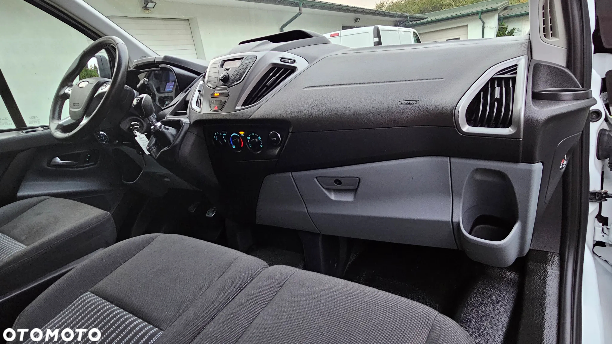 Ford Custom 2,0TDCI - 28