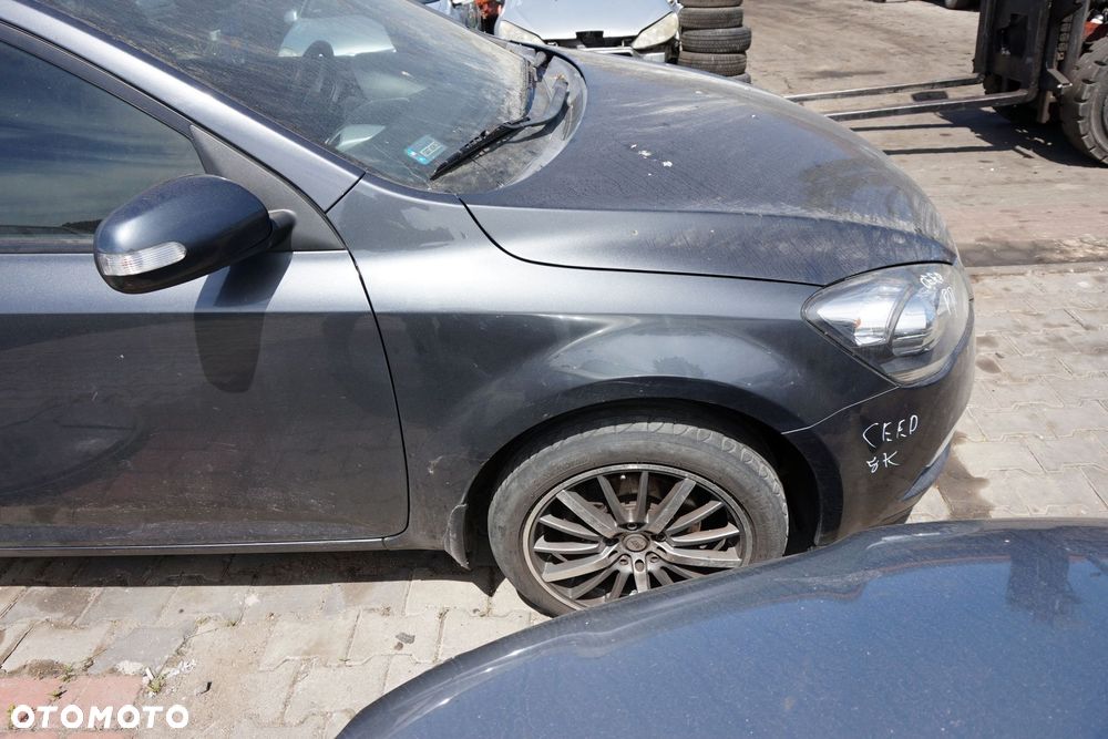 MASKA ZDERZAK BŁOTNIKI LAMPY CEED I LIFT 5K  KIA 2009-2012 CZARNY PRZÓD KOMPLETNY - 16