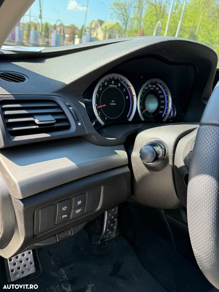 Honda Accord 2.4i Executive - 6