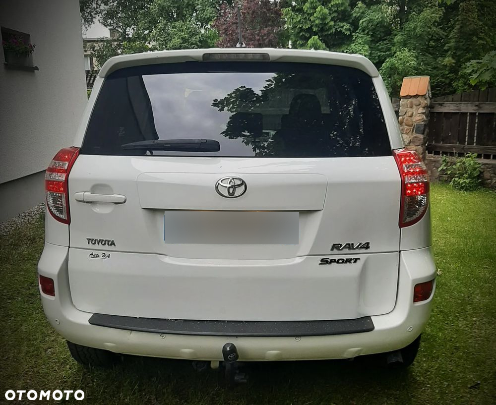Toyota RAV4 2.2 D-4D 4x4 - 6