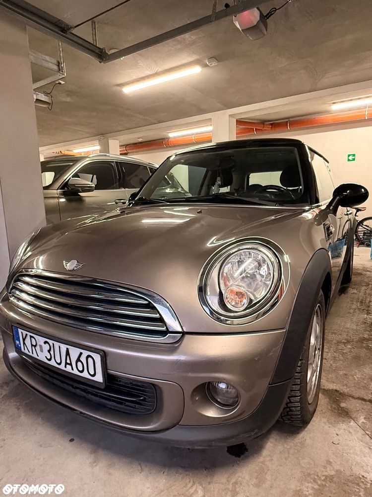 MINI Cooper Standard - 4