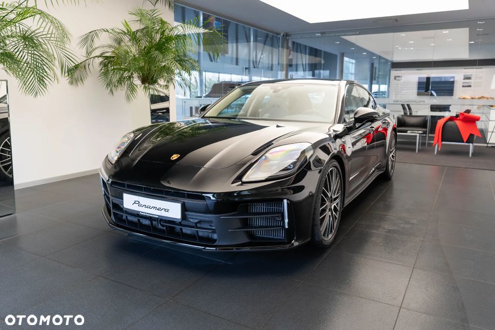 Porsche Panamera 4 E-Hybrid PHEV - 6