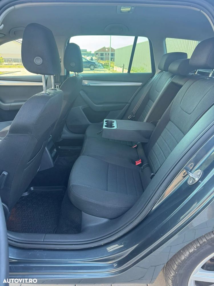 Skoda Octavia 2.0 TDI 4x4 - 7