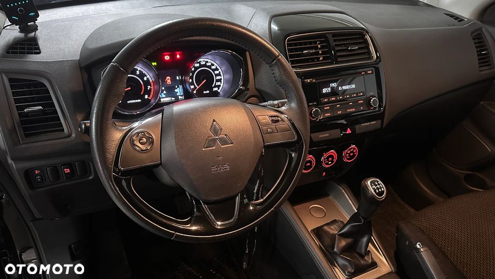 Mitsubishi ASX 1.6 Invite - 12