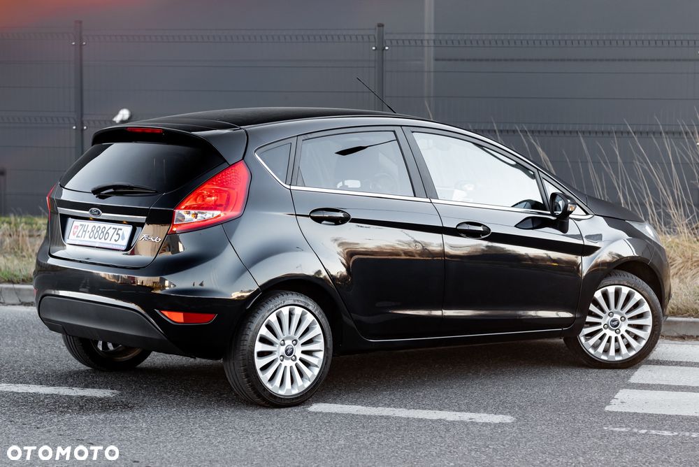 Ford Fiesta - 13