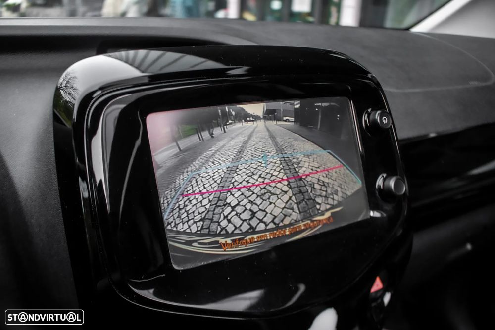 Peugeot 108 1.2 PureTech Top! Roland Garros - 37