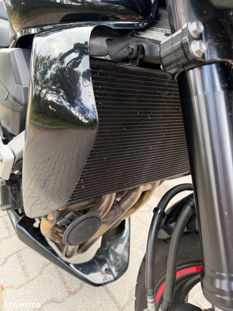 Kawasaki ZR - 11