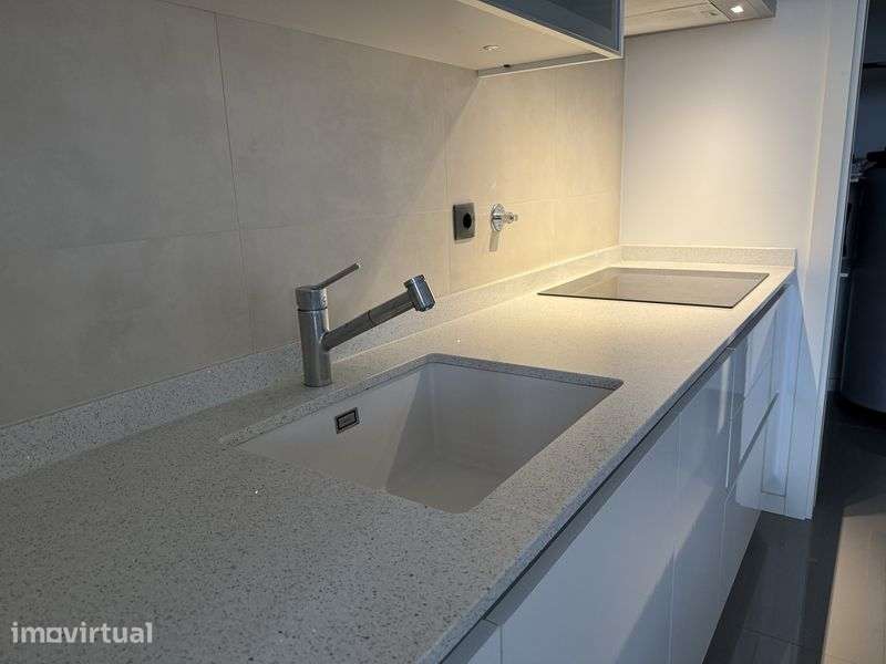 Penthouse t2 moderna av europa - Grande imagem: 2/11