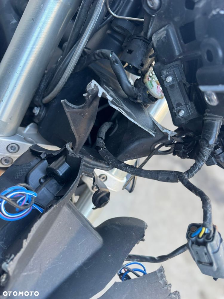 Triumph Street Triple - 23