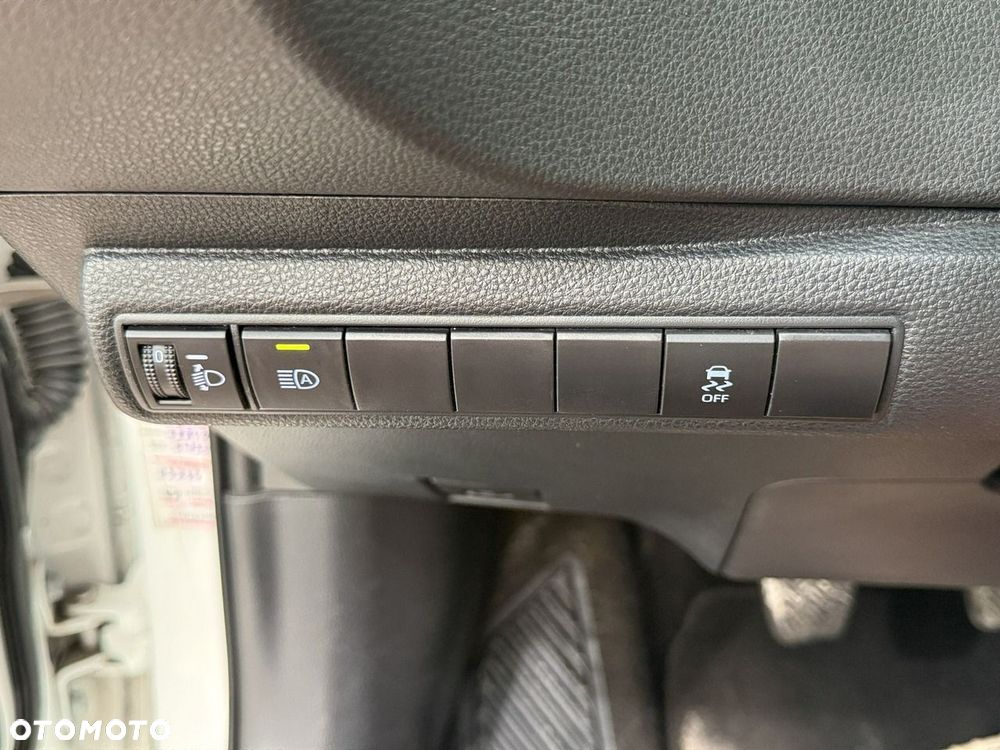 Toyota Corolla - 27