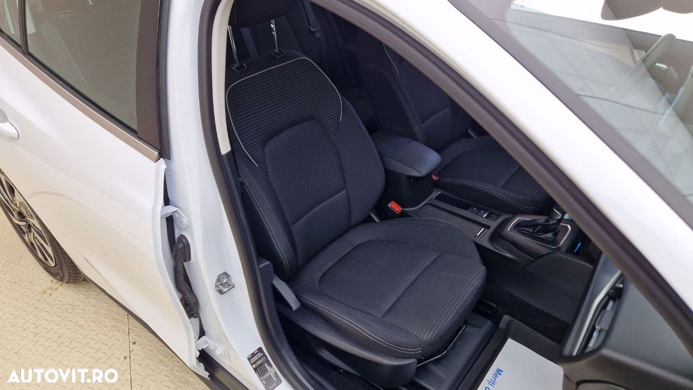 Ford Focus - 17