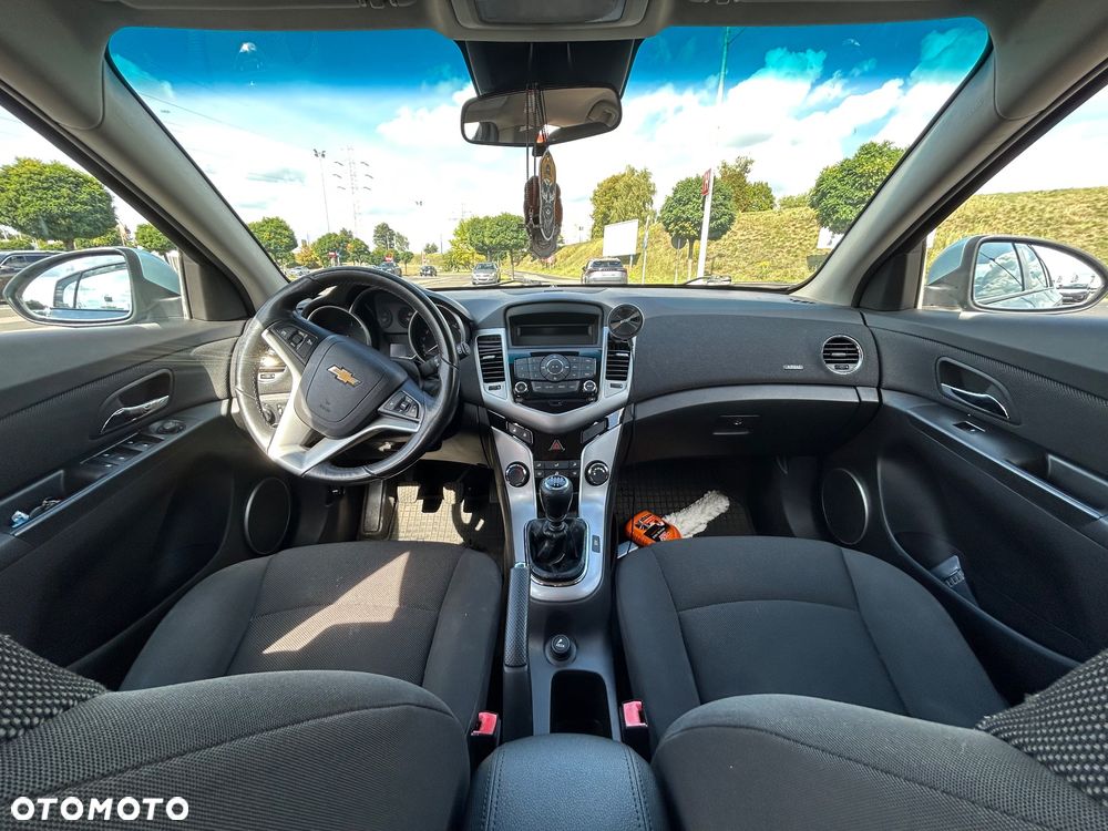 Chevrolet Cruze 1.8 LT - 22
