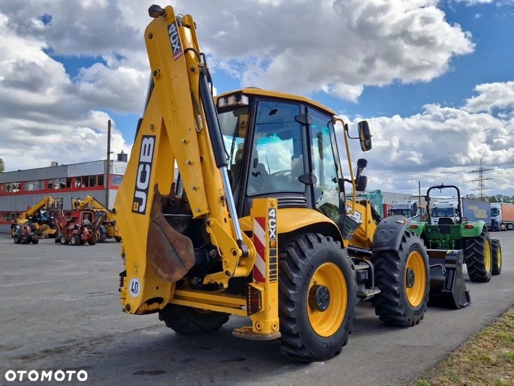 JCB 4CX Sitemaster PRO Turbo Powershift - 4