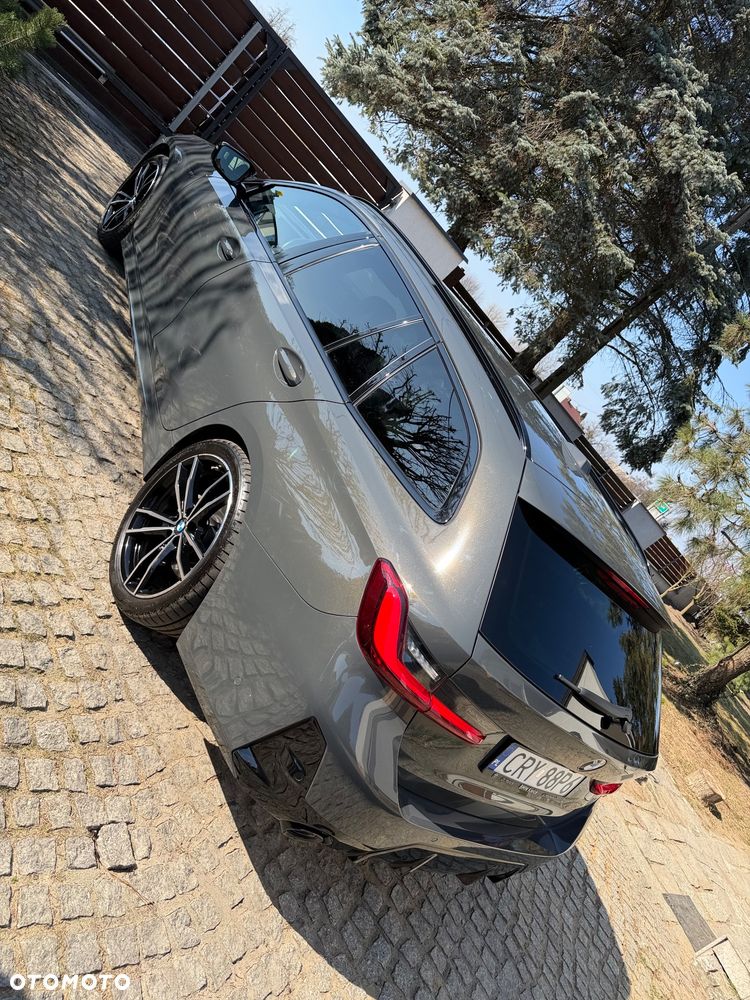 BMW Seria 3 320d xDrive - 11