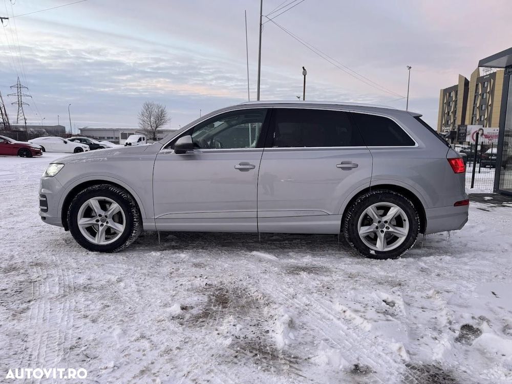 Audi Q7 - 10