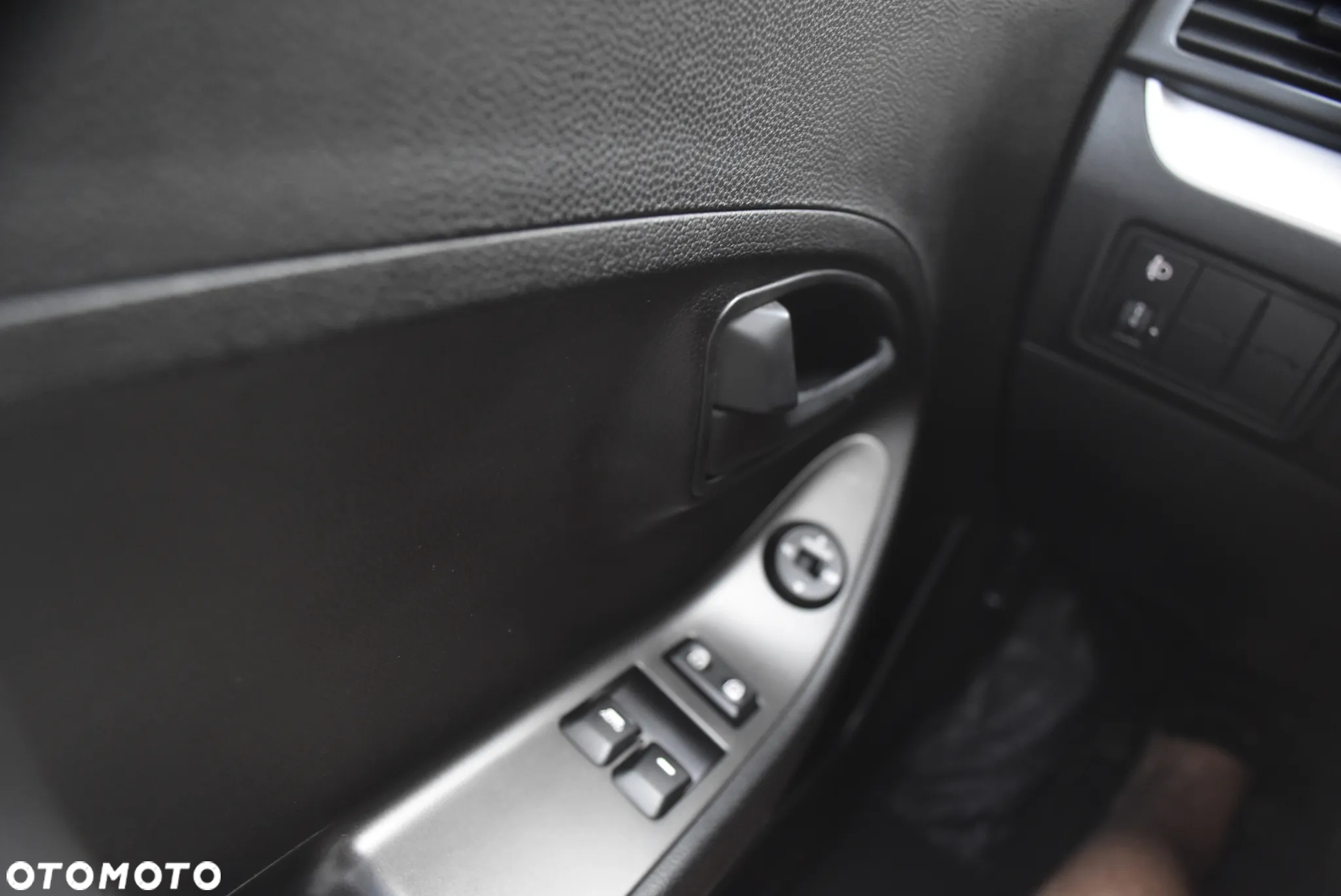 Kia Picanto 1.0 L - 18