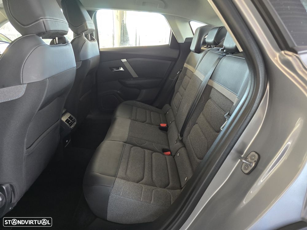 Citroën C4 1.5 BlueHDi Shine EAT8 - 18