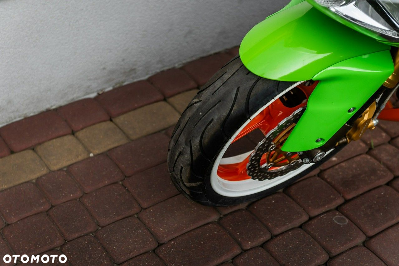 Kawasaki ZX - 7