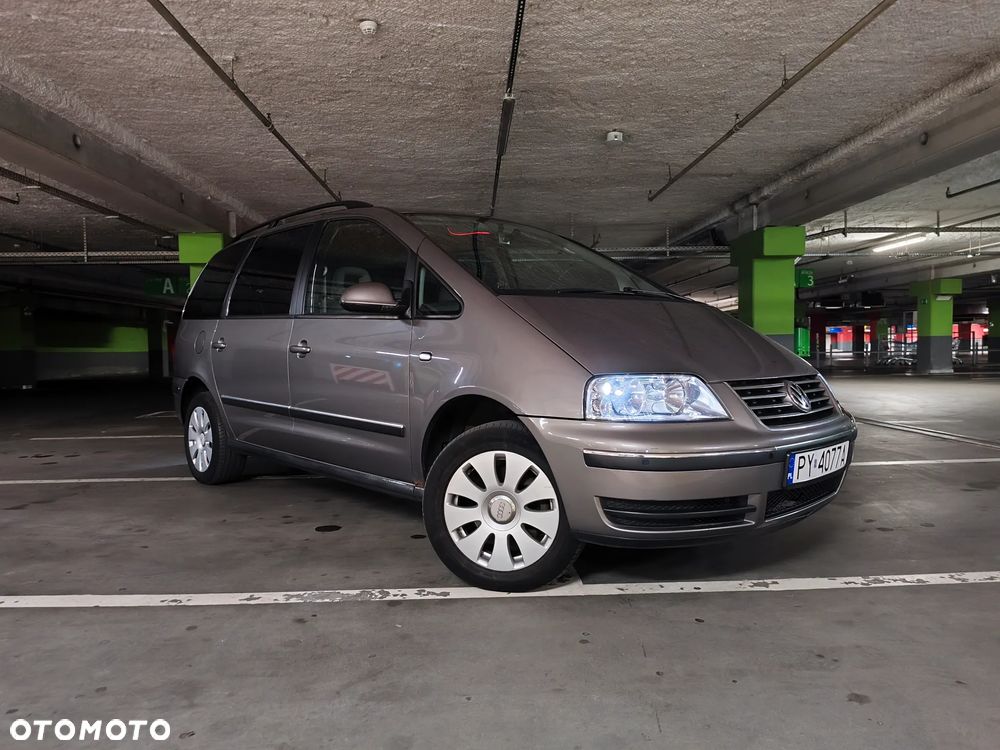 Volkswagen Sharan 1.9 TDI Automatik Exclusive Edition - 10