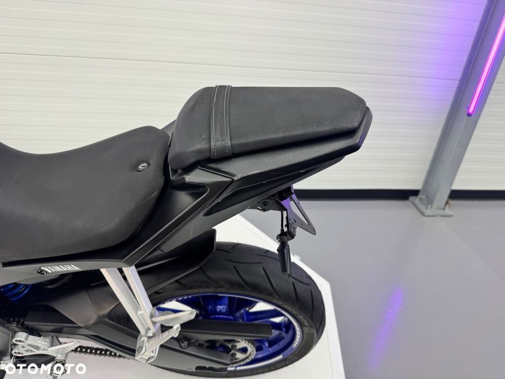 Yamaha MT - 28
