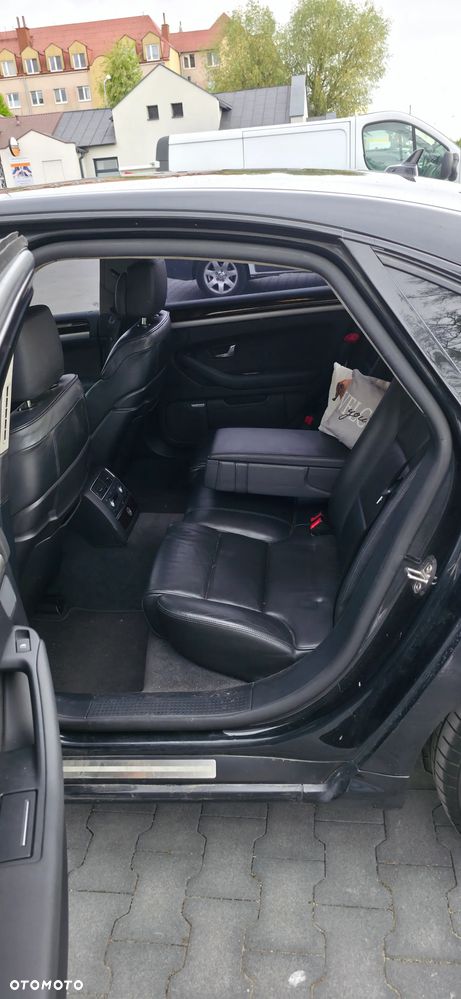 Audi A8 4.2 FSI Quattro - 18