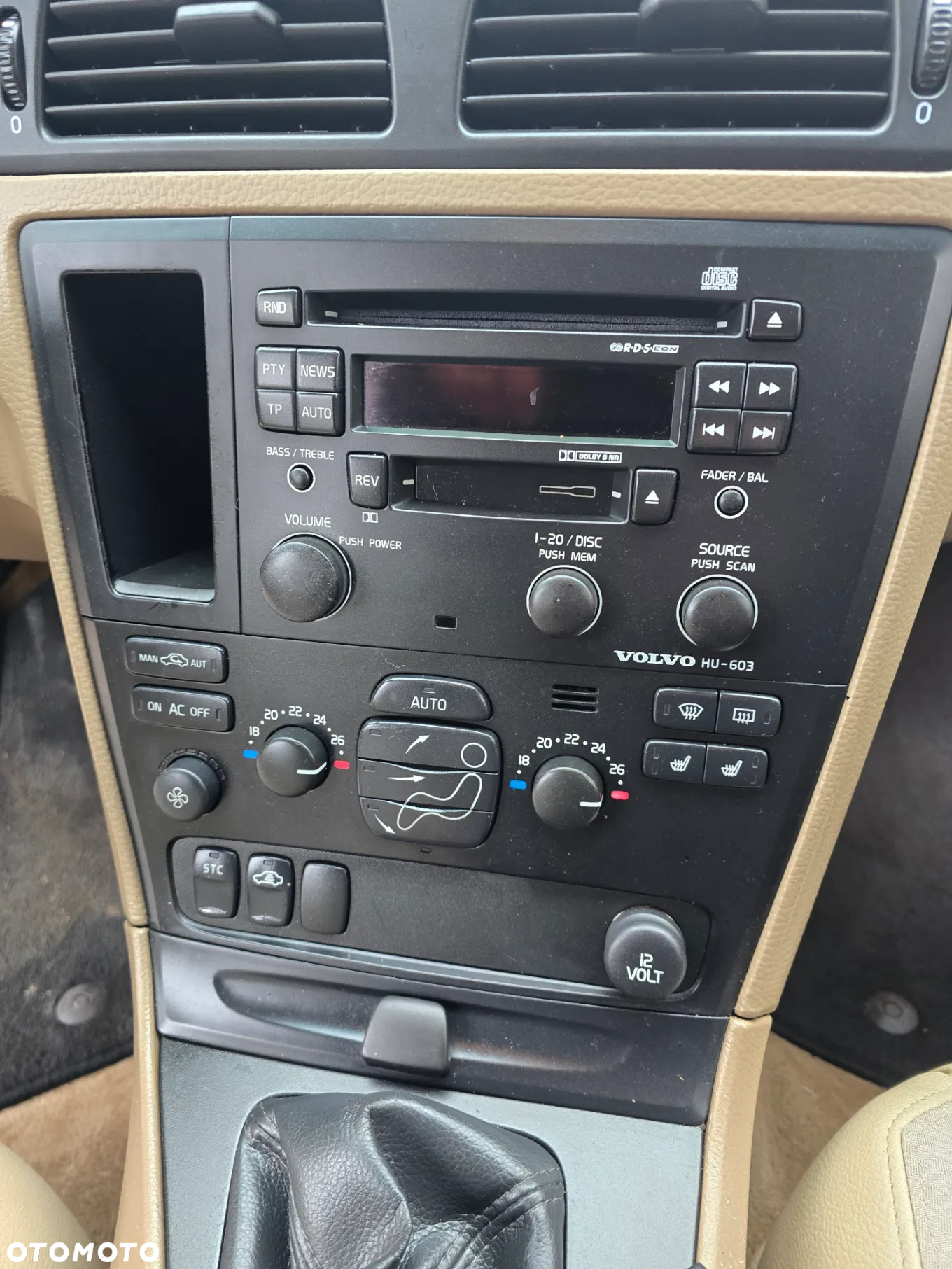 Volvo V70 2.5 T Kinetic - 14