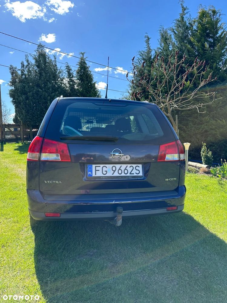 Opel Vectra 1.9 CDTI Cosmo - 3