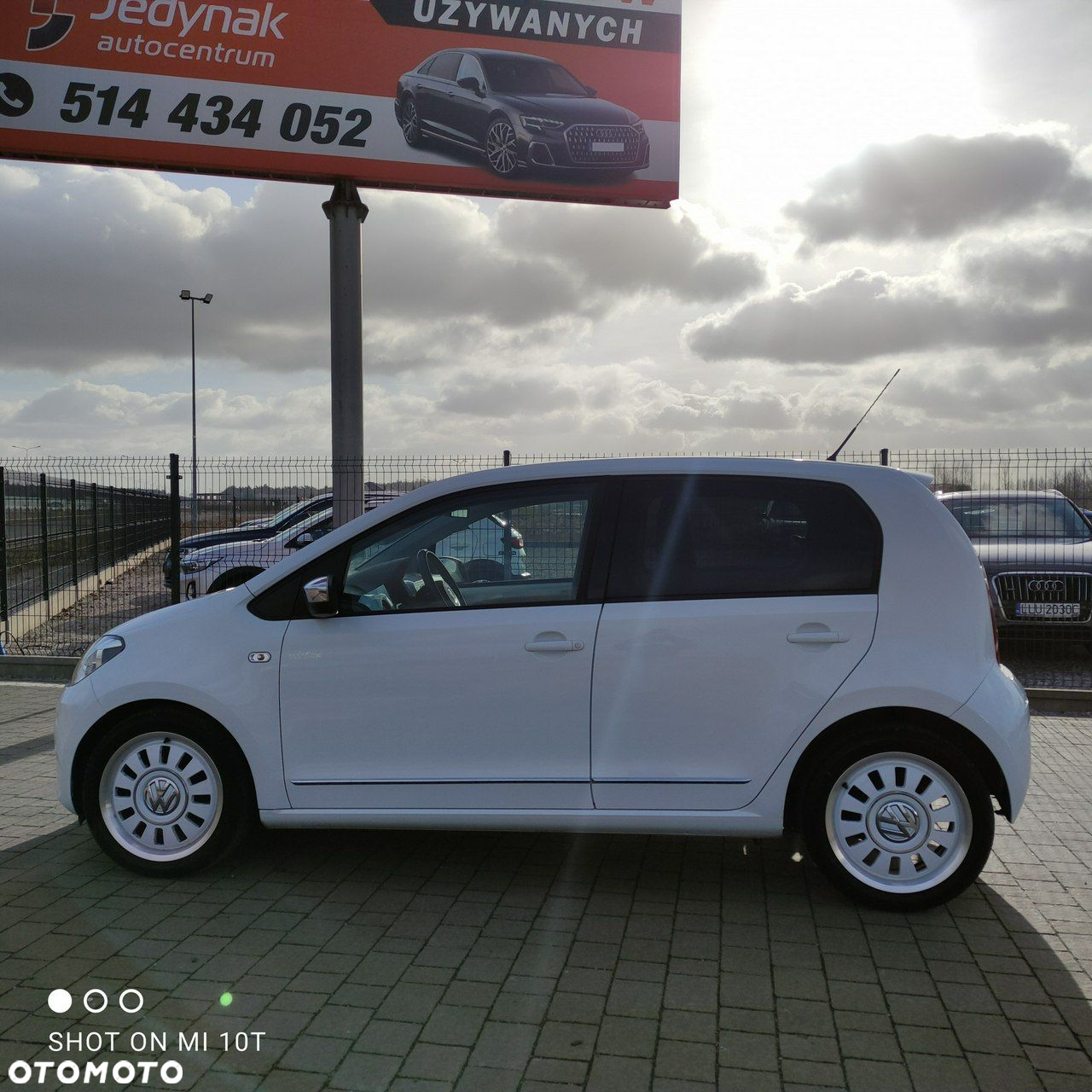 Volkswagen up! - 8