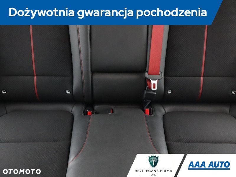 Hyundai Kona - 12