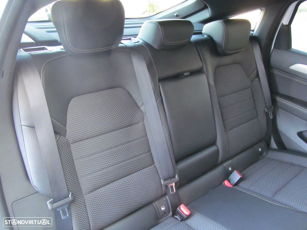 Renault Arkana TCe Mild Hybrid 140 EDC Techno - 9