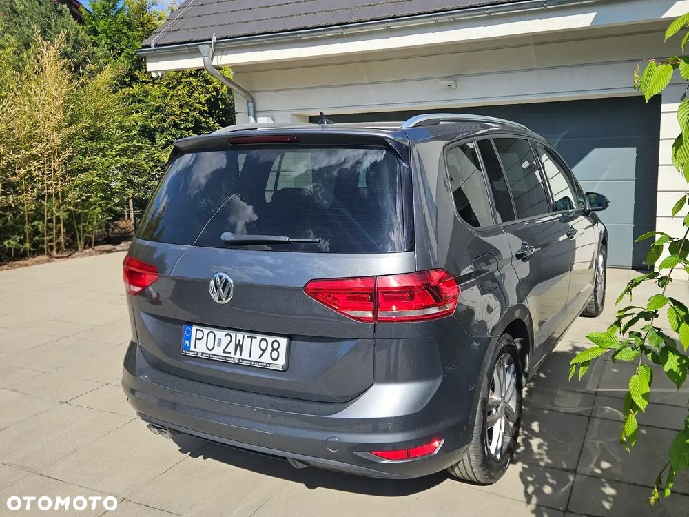 Volkswagen Touran 2.0 TDI SCR DSG Join - 4