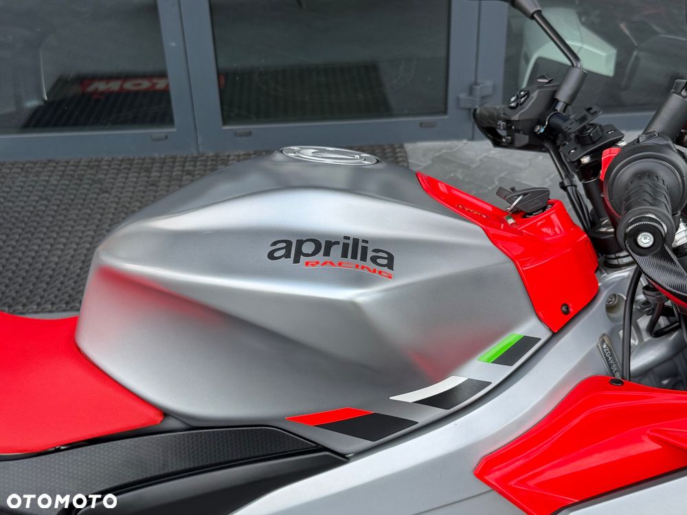 Aprilia Tuono - 14