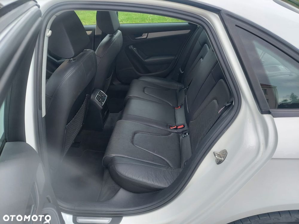 Audi A4 Limousine 2.0 TDI DPF Ambiente - 8