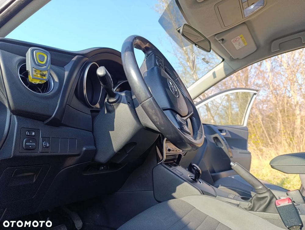 Toyota Auris 1.8 VVT-i Automatik Cool - 8