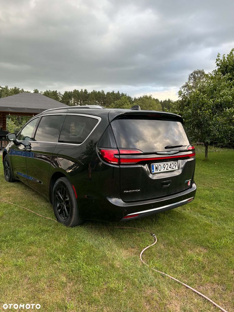 Chrysler Pacifica - 8