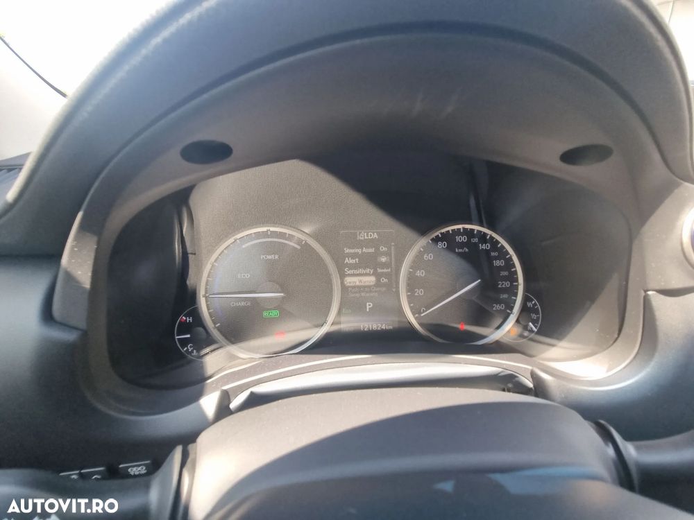 Lexus Seria NX - 18