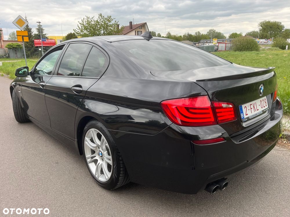BMW Seria 5 525d - 11